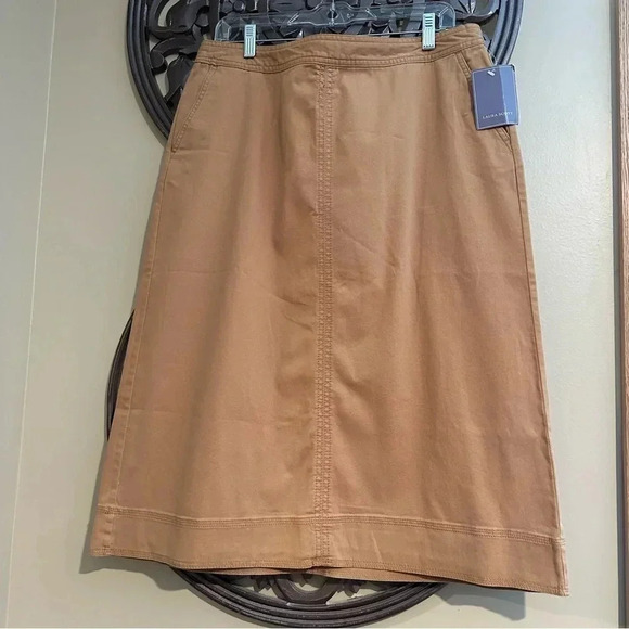 Laura Scott midi skirt - Picture 2 of 11